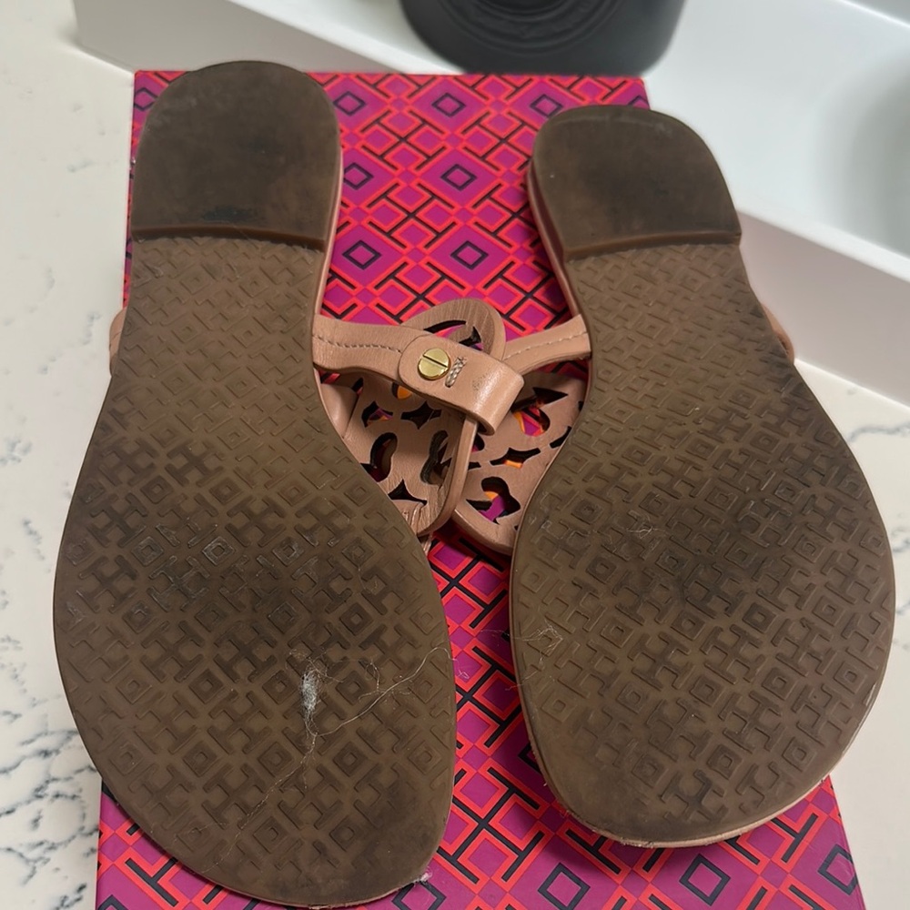 Tory Burch Miller logo sandal in makeup color - Picture 8 of 8